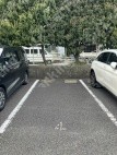 小山5 月極駐車場 車室写真 3枚目